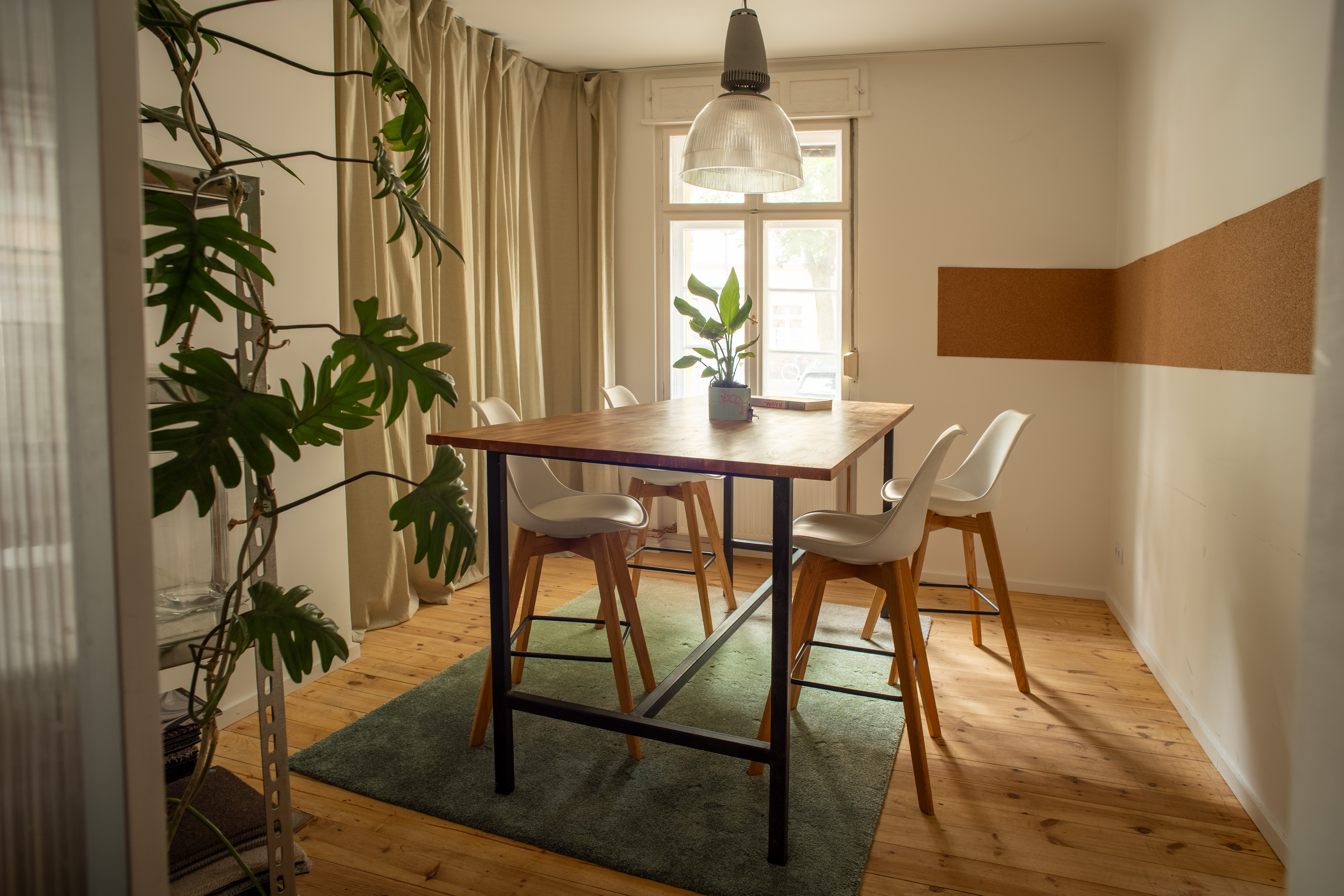 Studio Siebzehntausend — Meetingraum